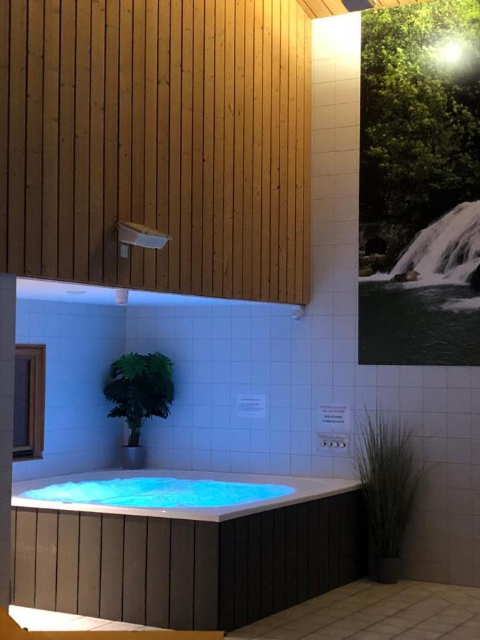 Etoile Des Neiges Piscine Spa Sauna Métabief Exterior foto